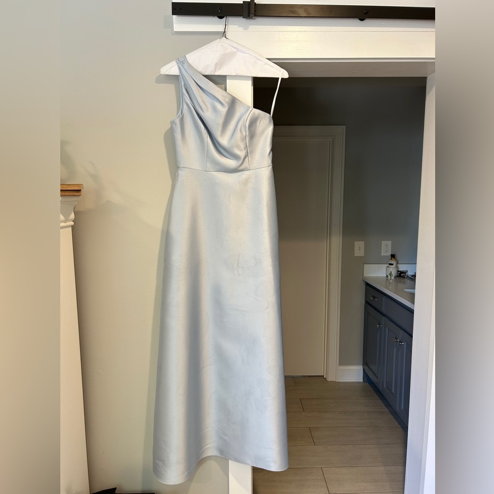 Bella’s bridesmaid dress